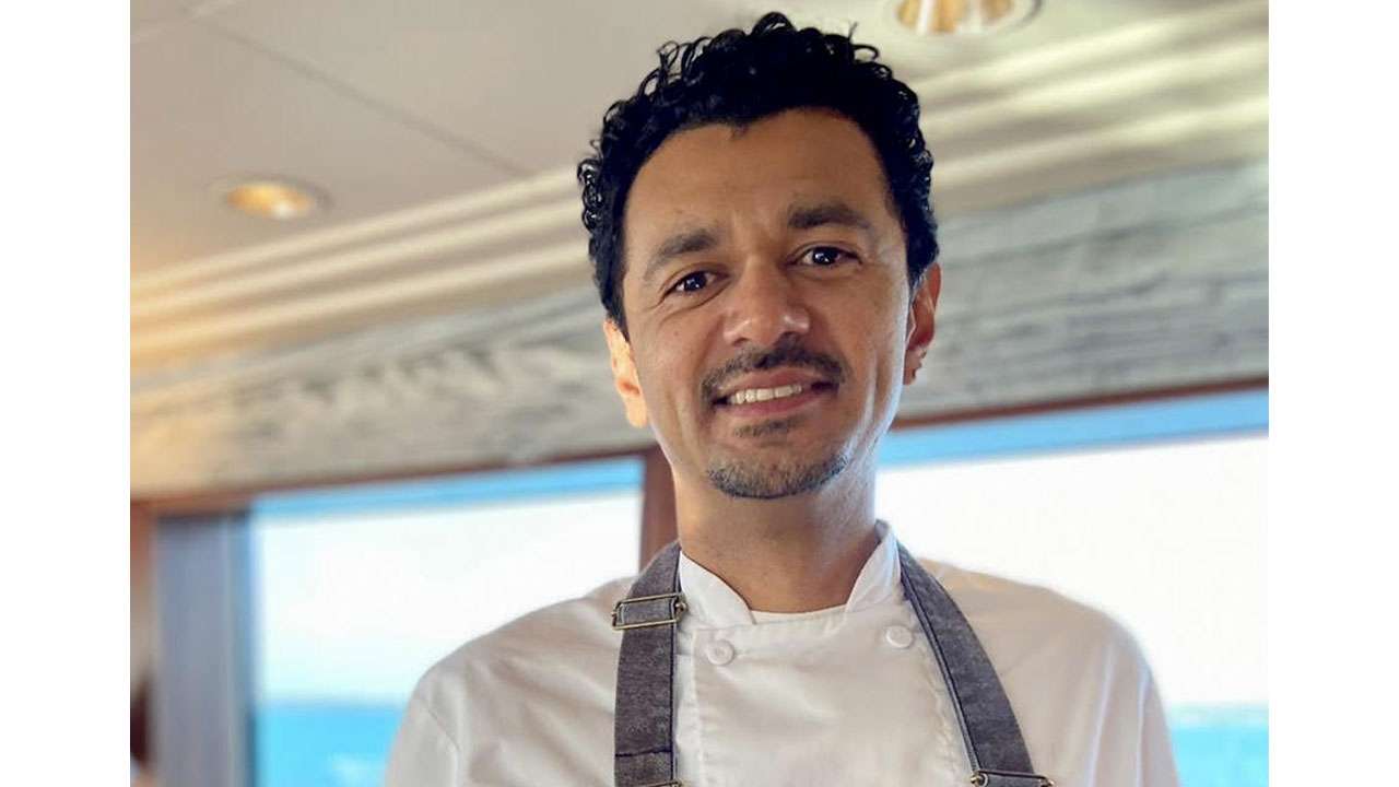 Chef, Adrian Gonzalez
