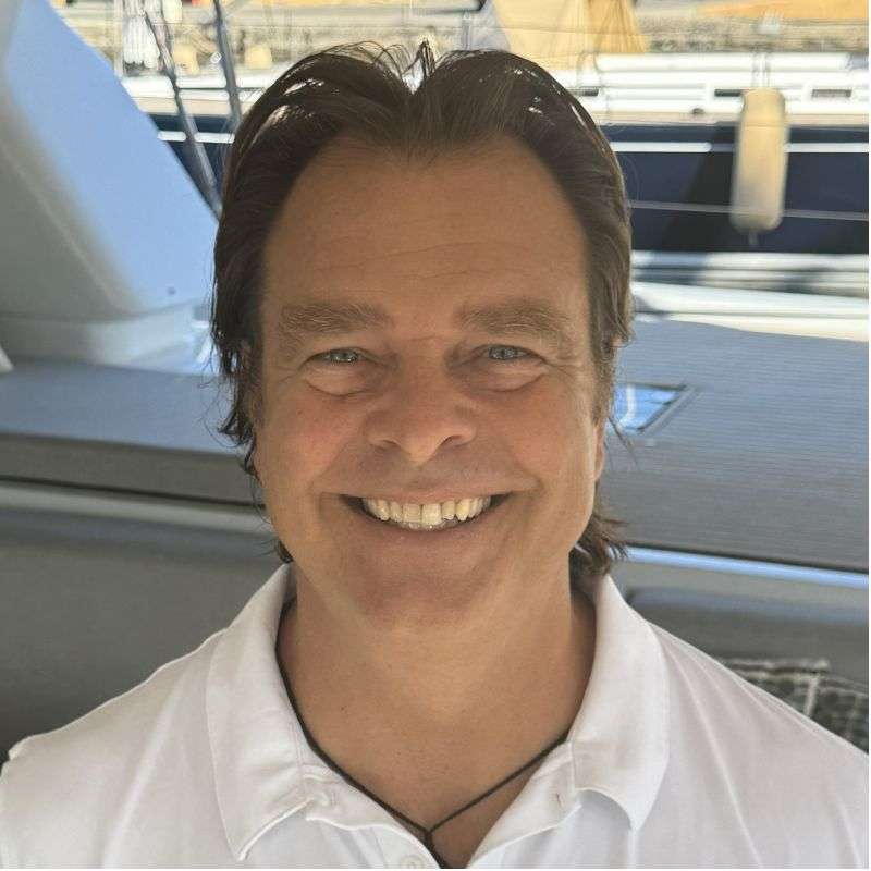 Crew Member