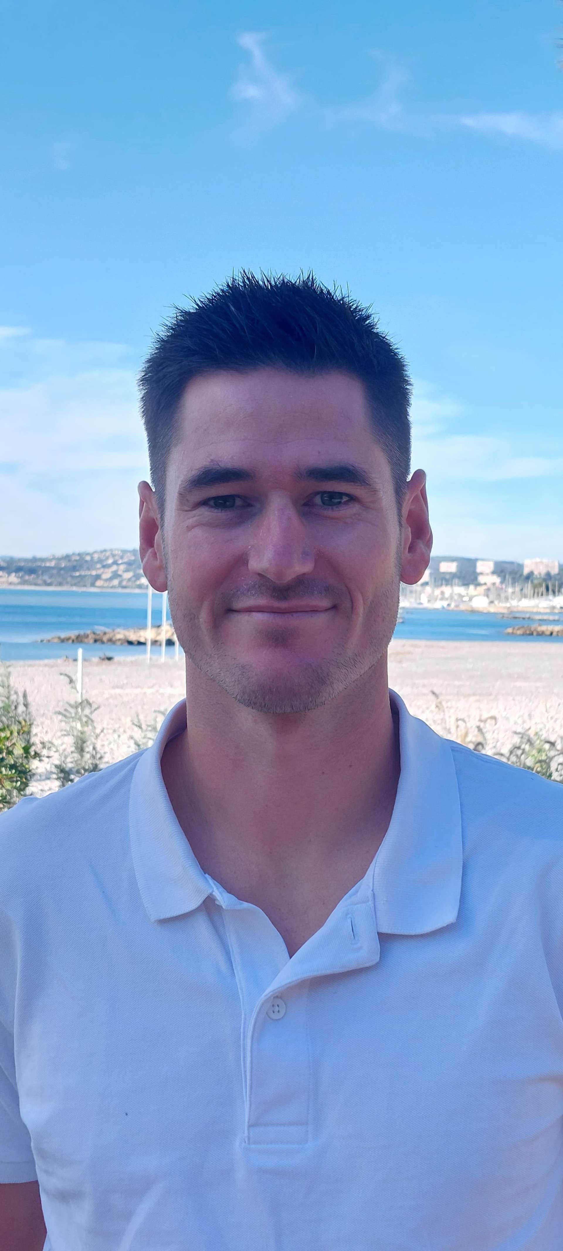 Florent Cote, Captain