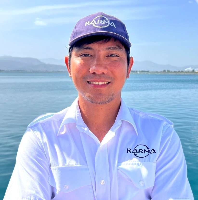 Crew Member