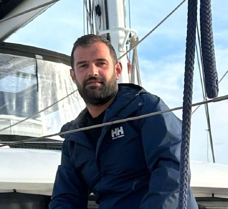 Crew Member