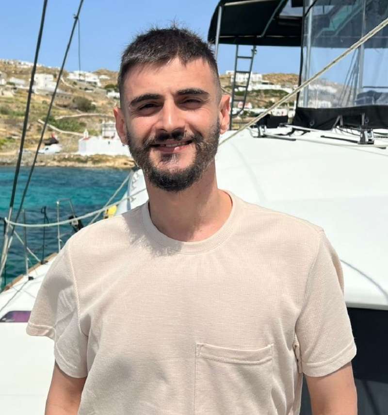 Crew Member