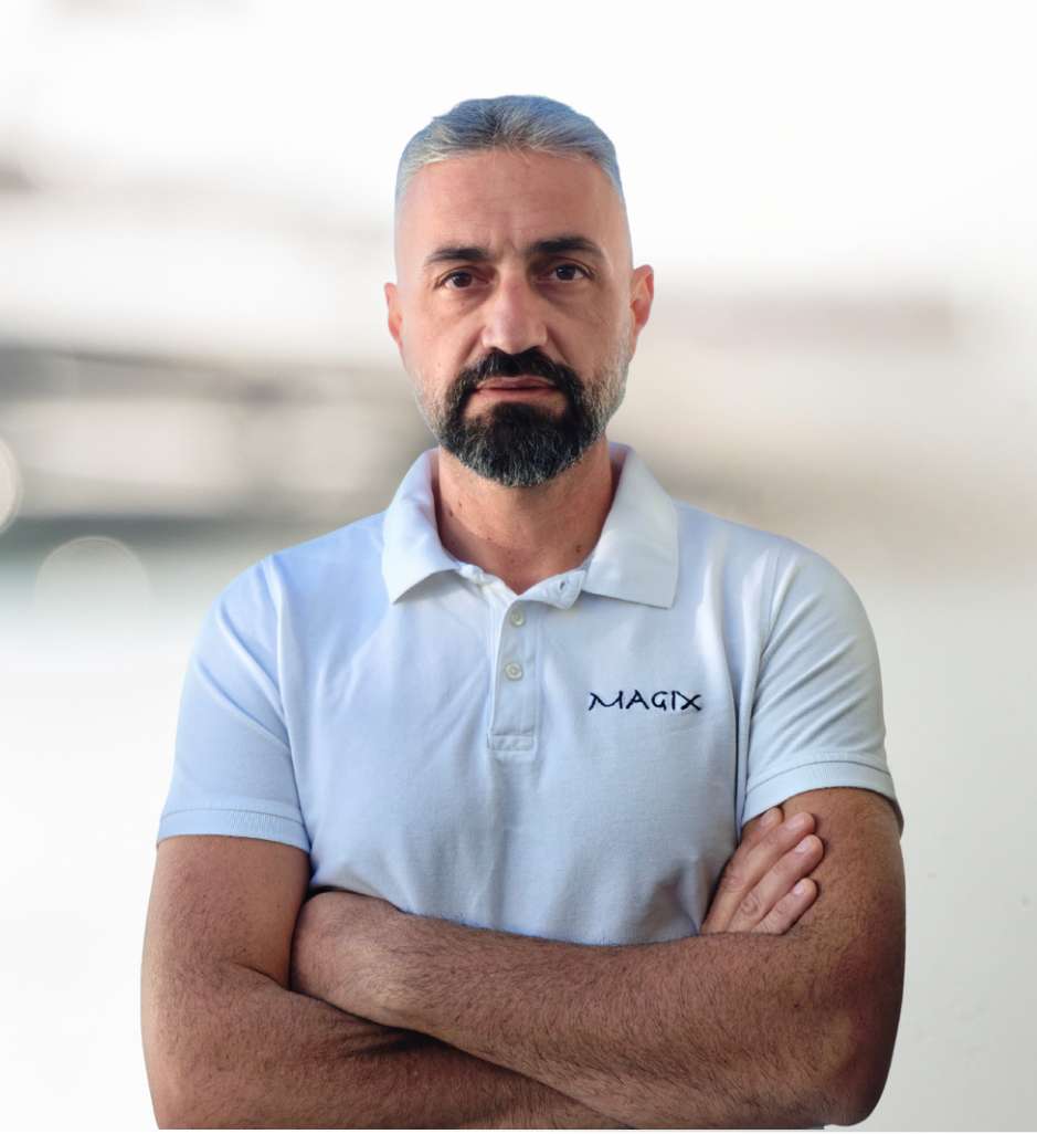 Kostas Martis