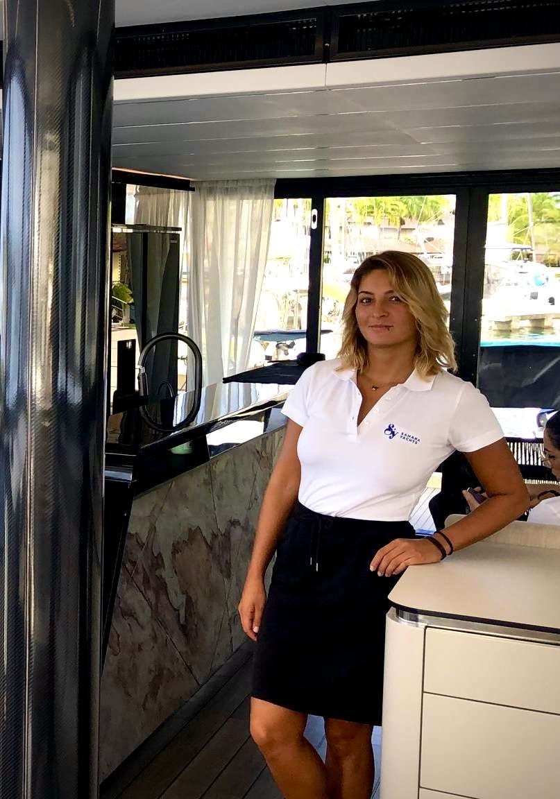 Adriana, Hostess/Deckhand