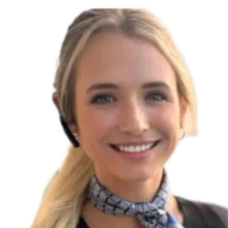 Chief Stewardess Robyn "Robs" Forte
