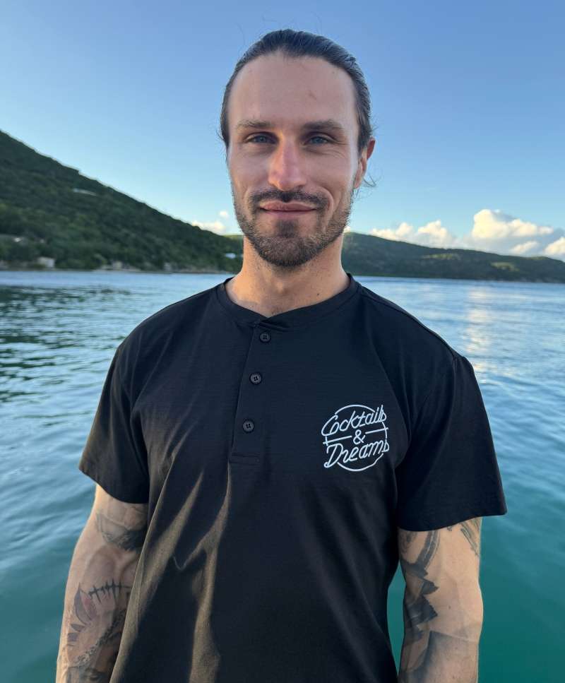 Crew Member