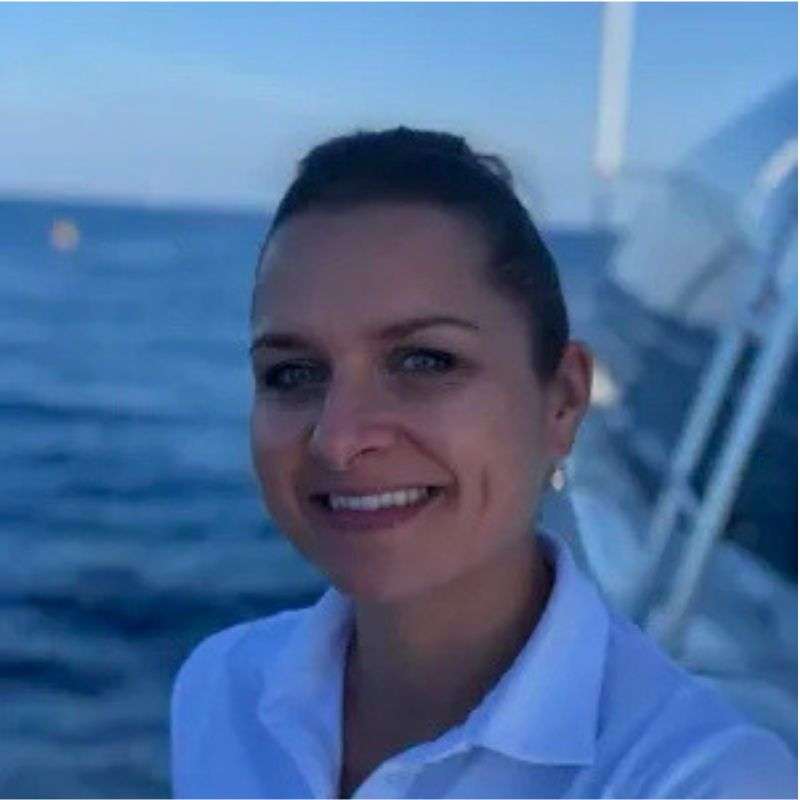 Stewardess Francine Leclerc