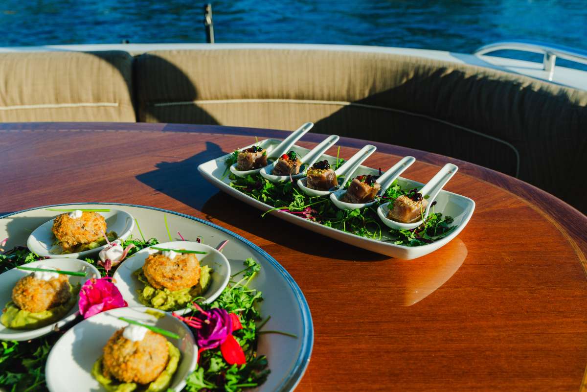CEDAR ISLAND - menu