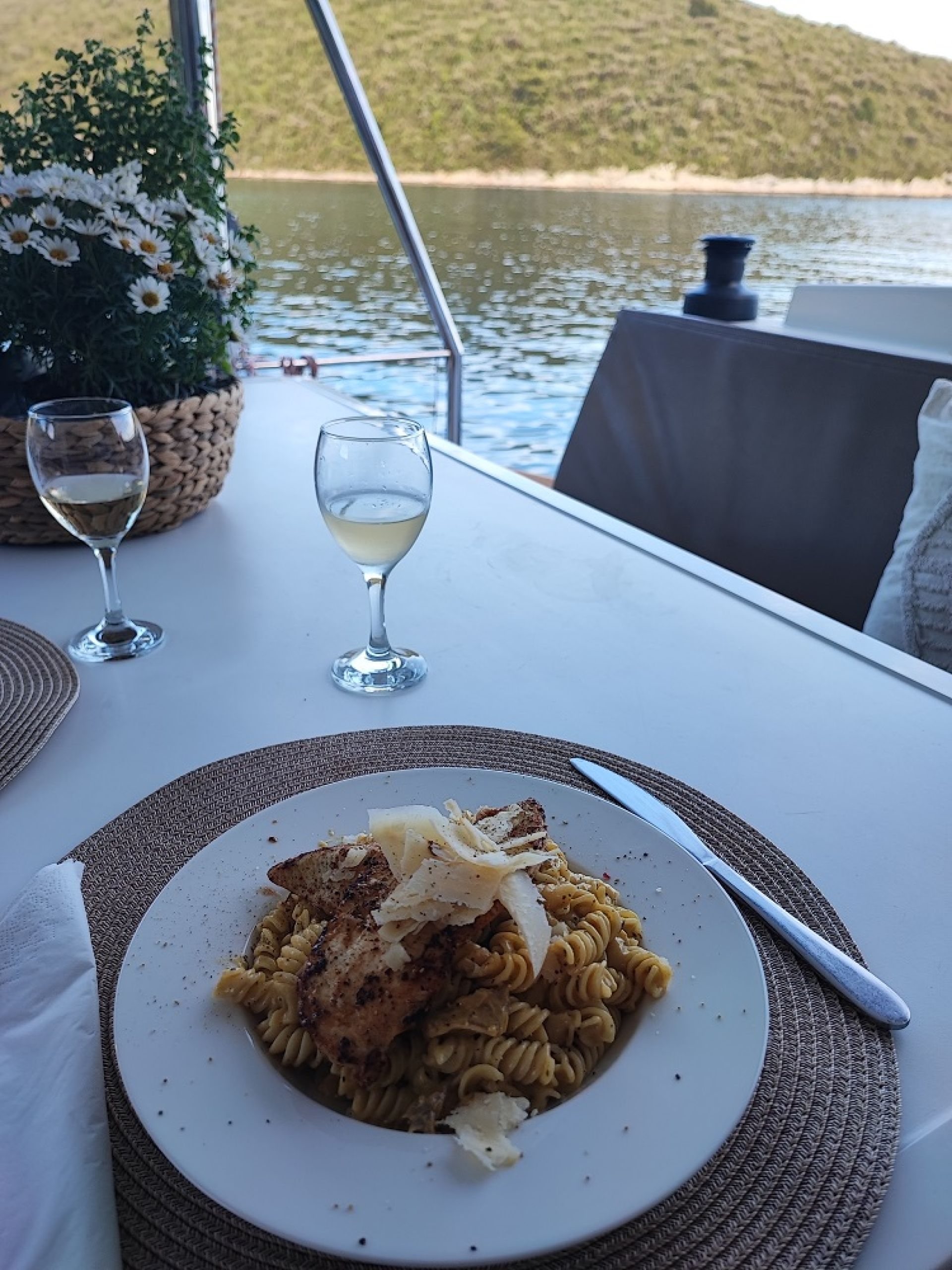 Main Course Features