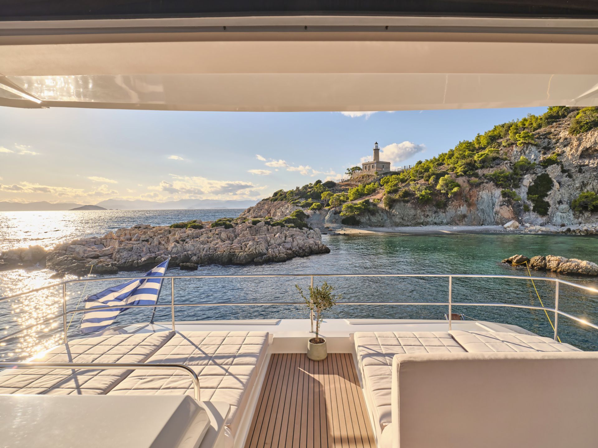 Majesty of Greece photo 20