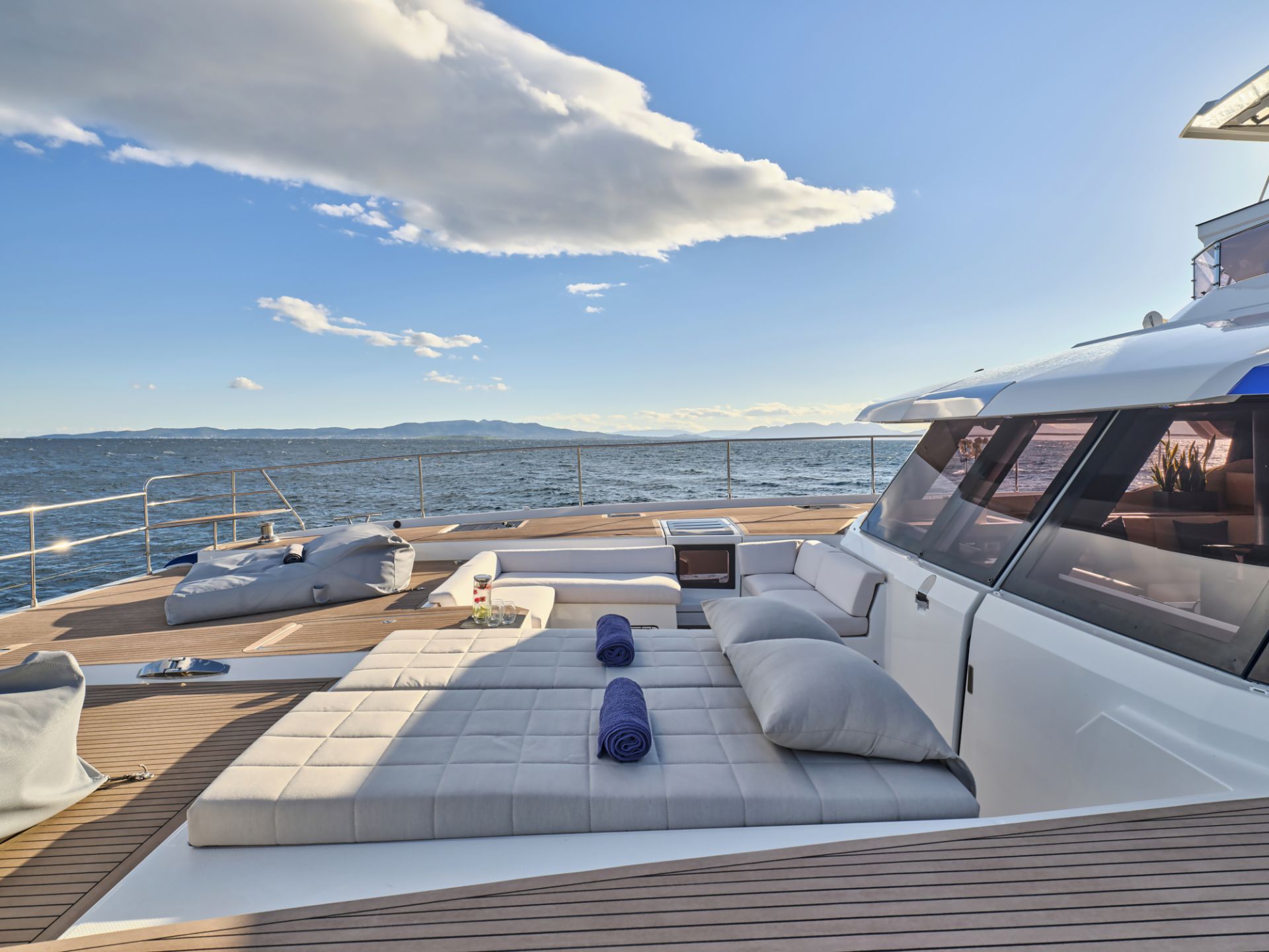 Majesty of Greece photo 12