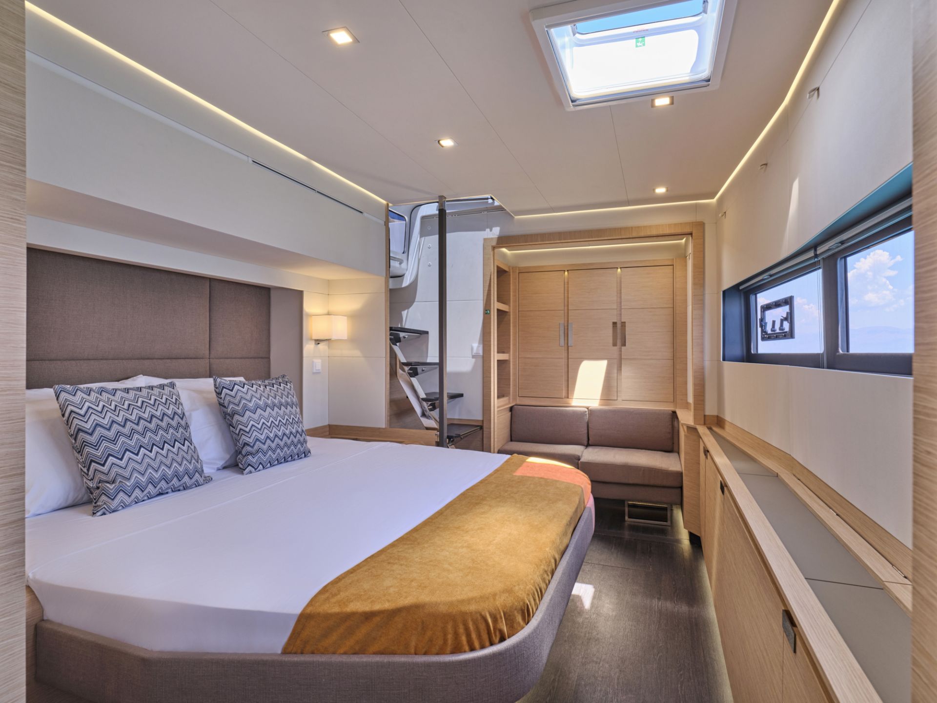 Yacht Image
