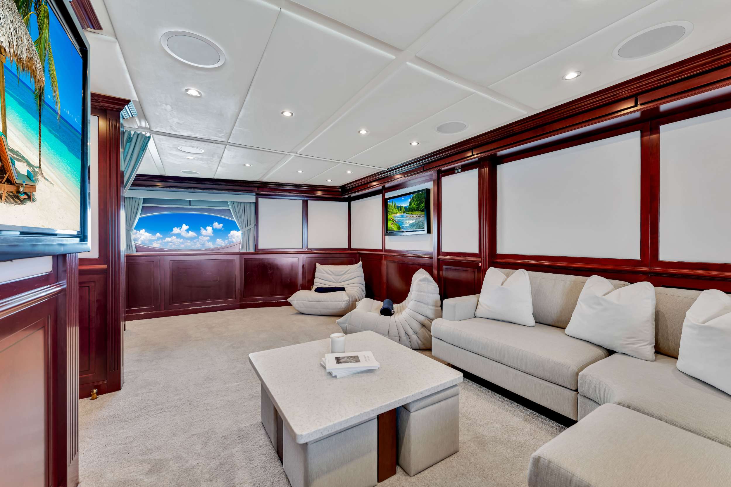 Yacht Photo