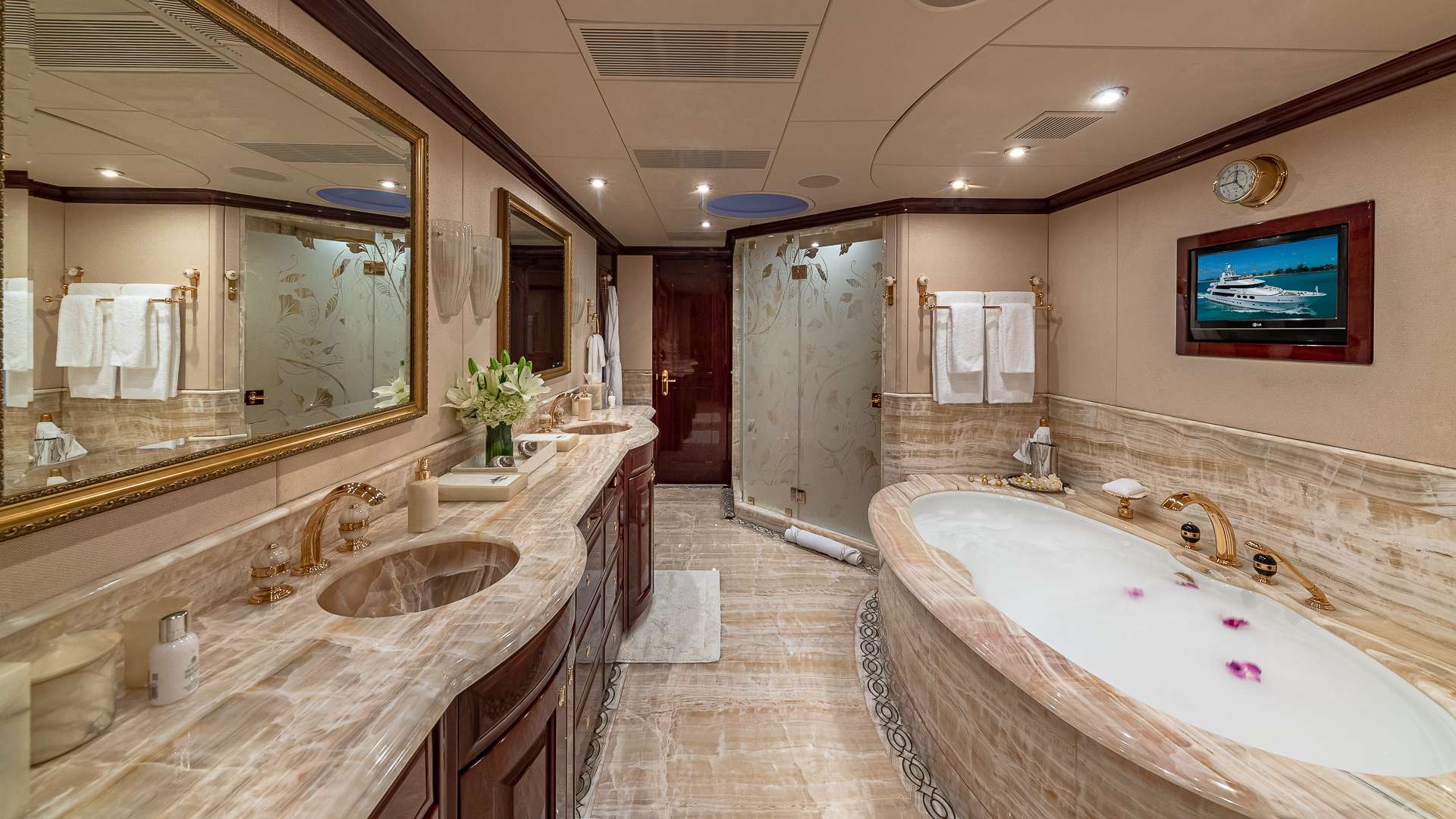 Yacht Photo