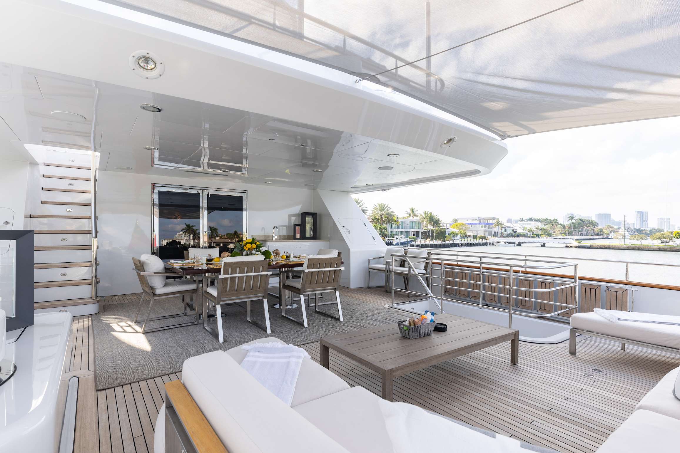 Thumbnail yachtPic16