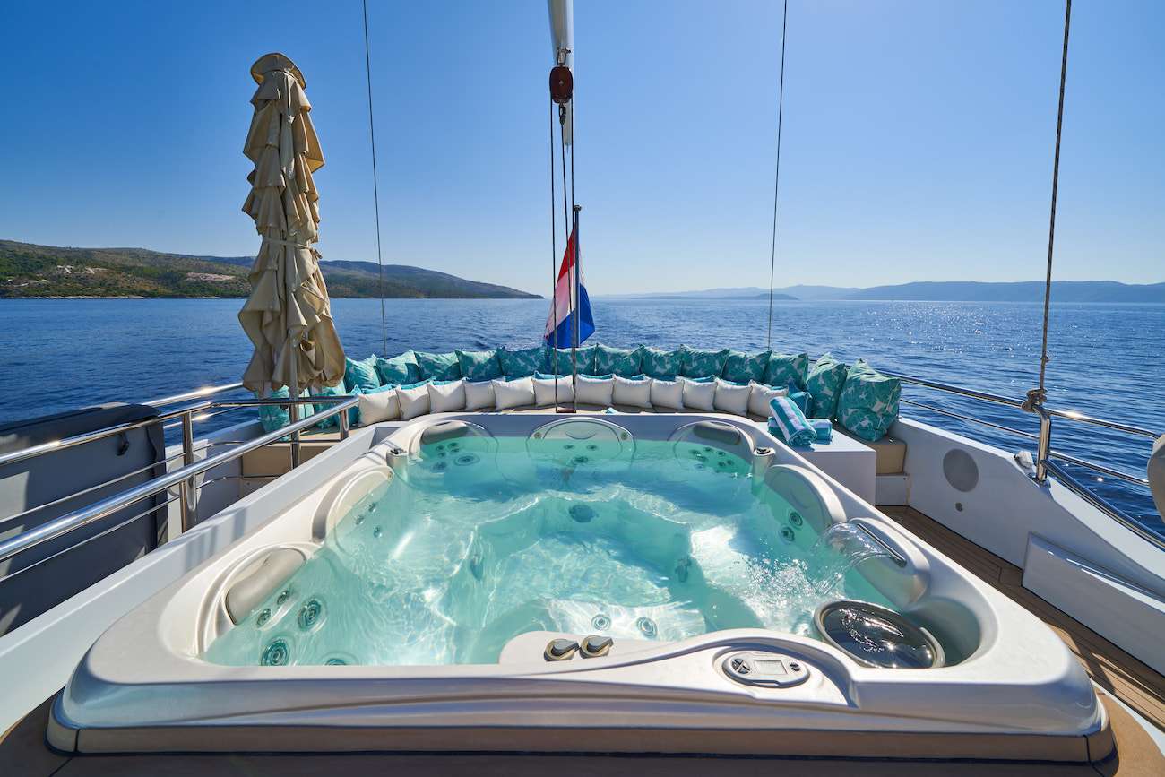 Yacht Photo