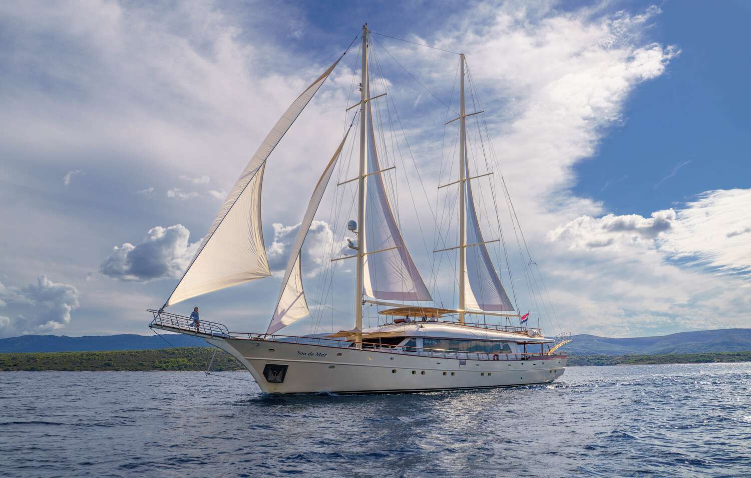 Yacht Photo