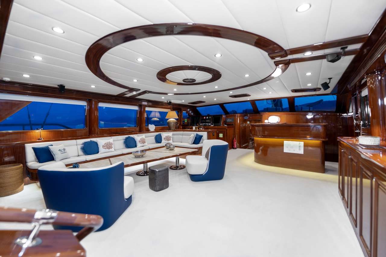 Yacht Photo