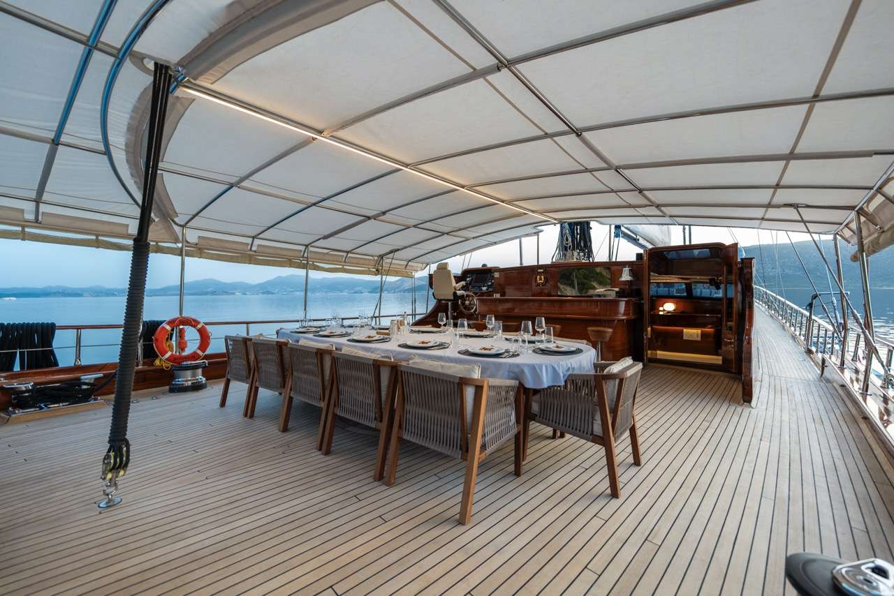 Yacht Photo
