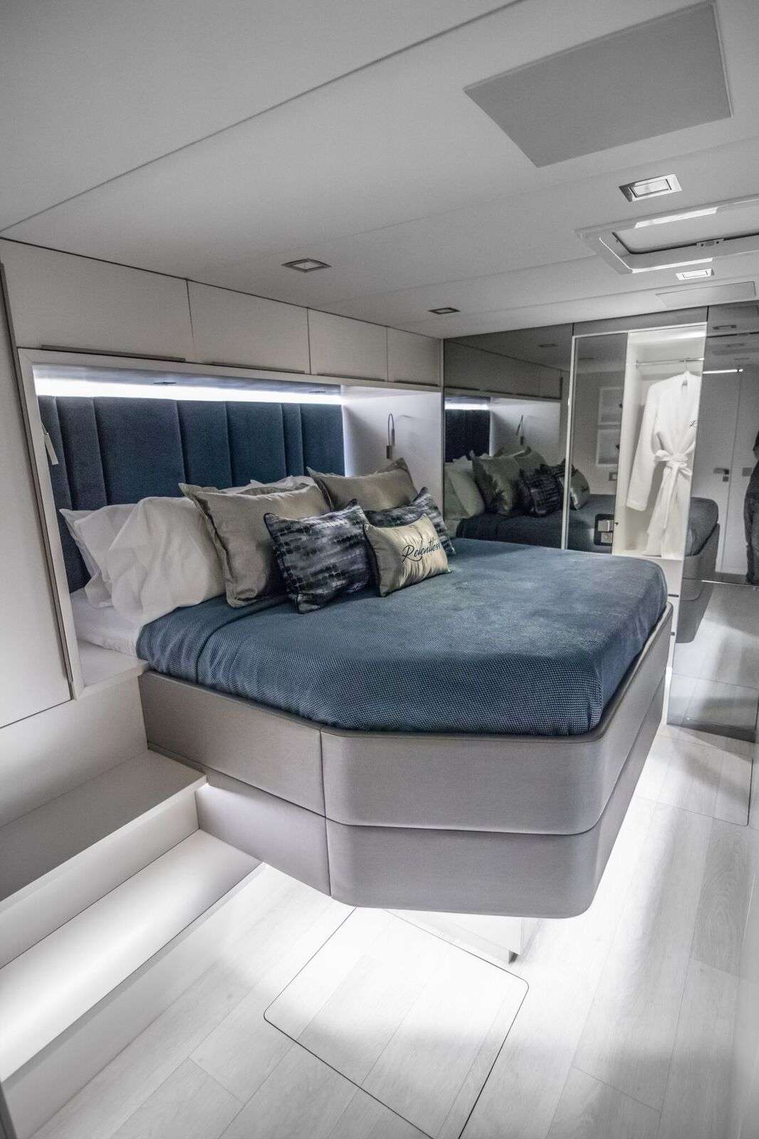 Yacht Photo