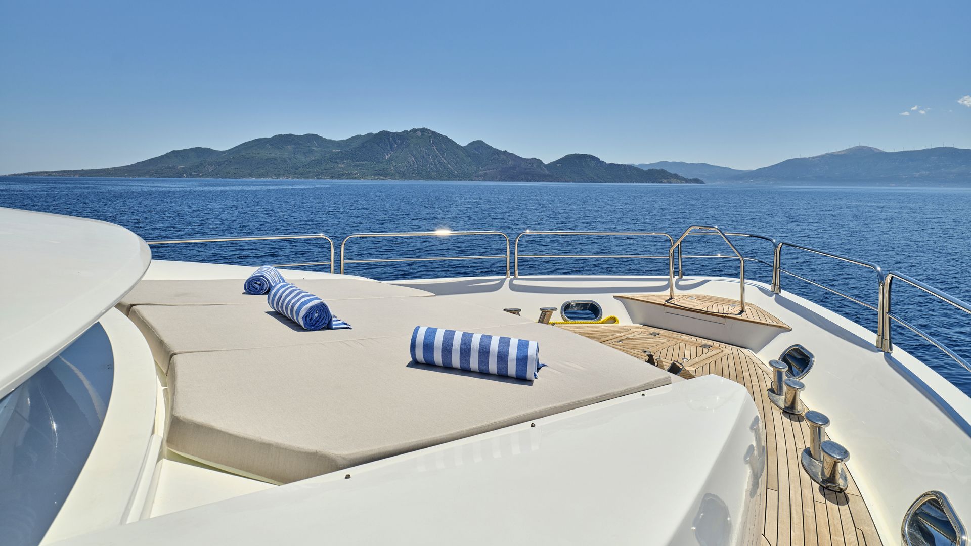 Yacht Photo