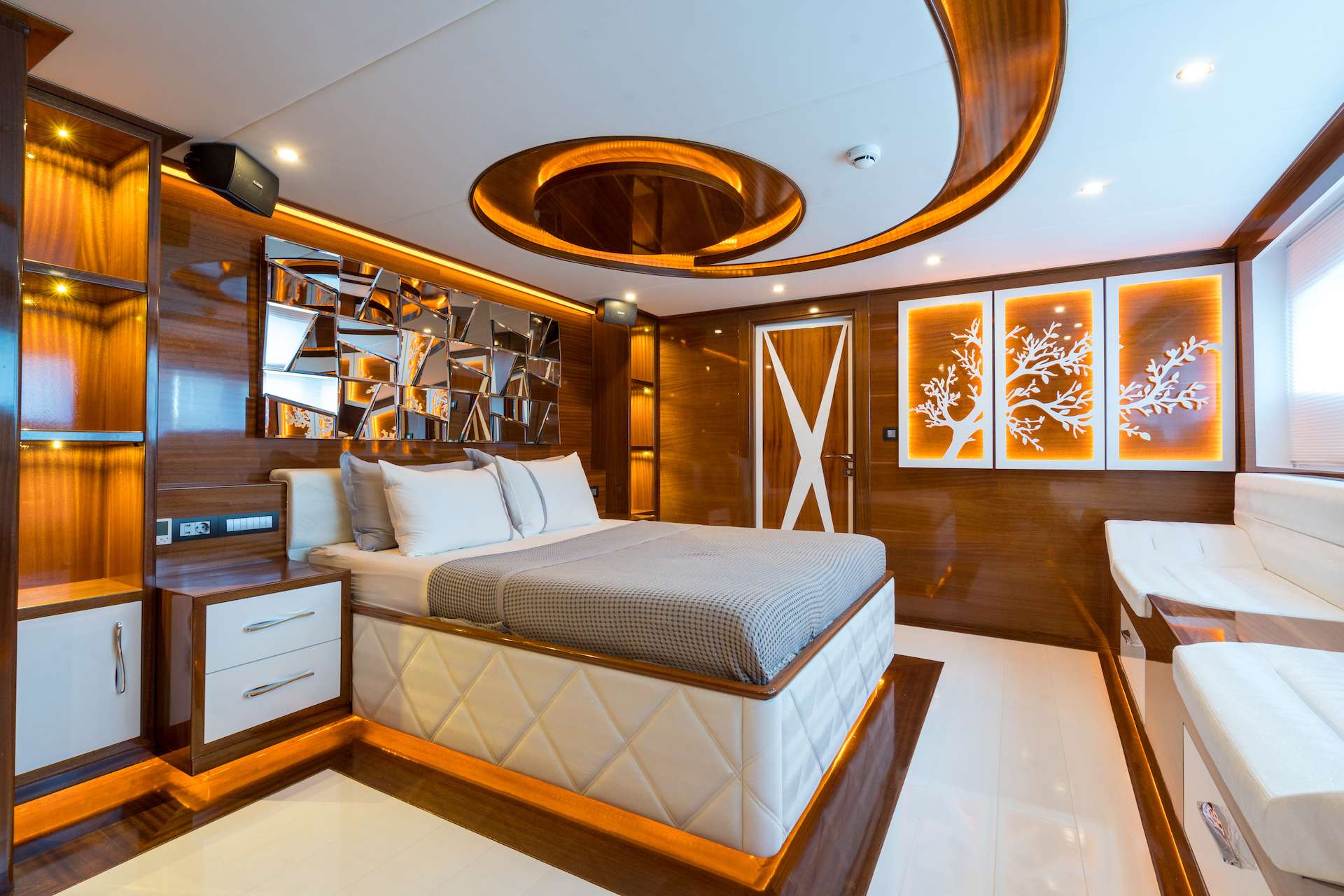 Yacht Photo