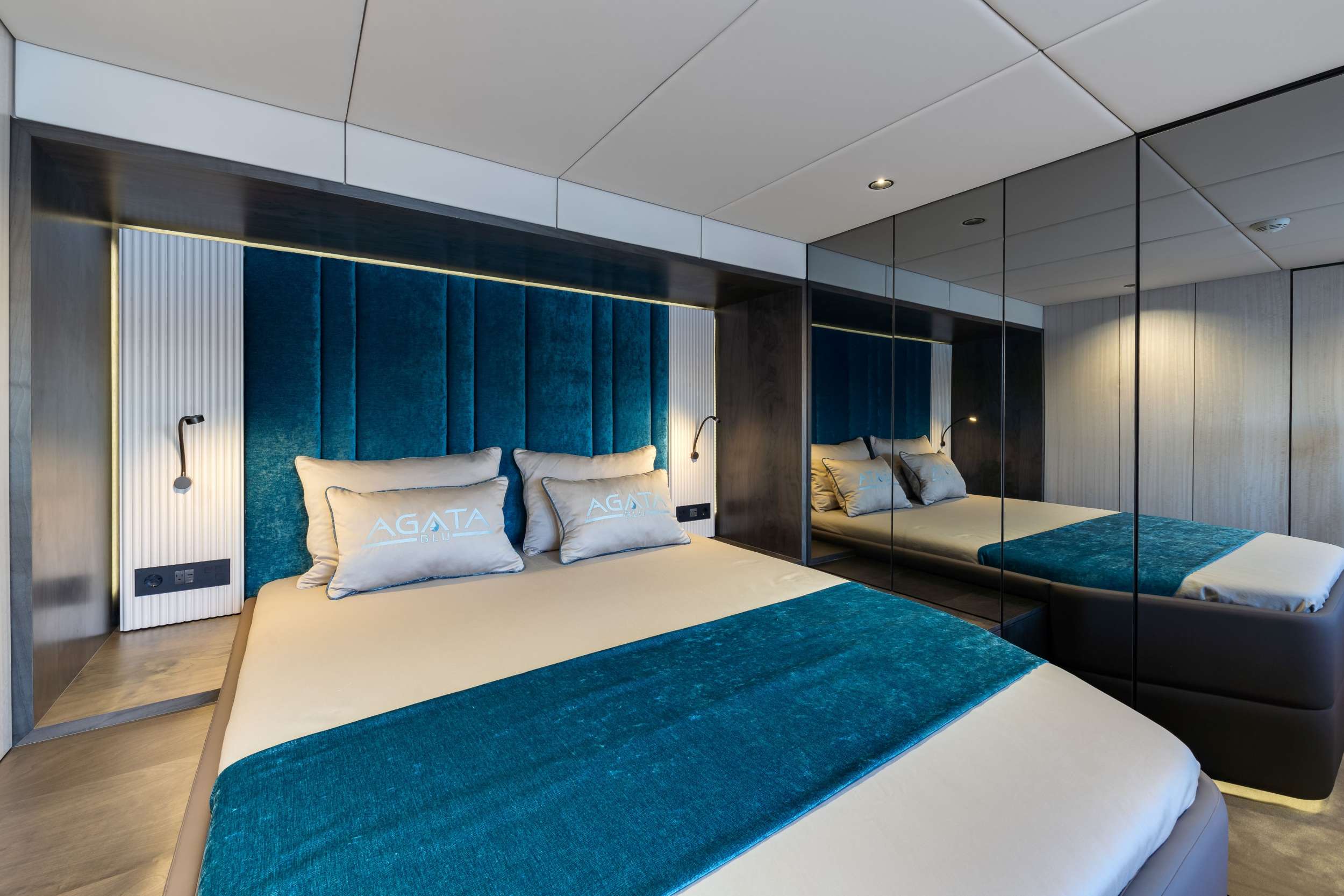 Yacht Photo