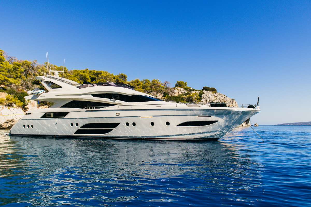 Yacht Photo