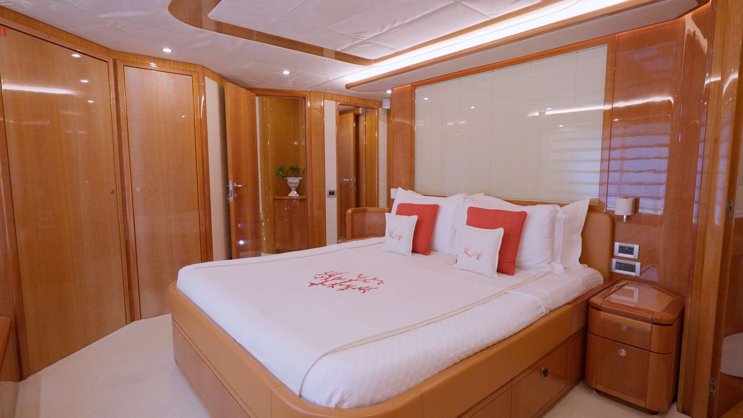 Yacht Photo