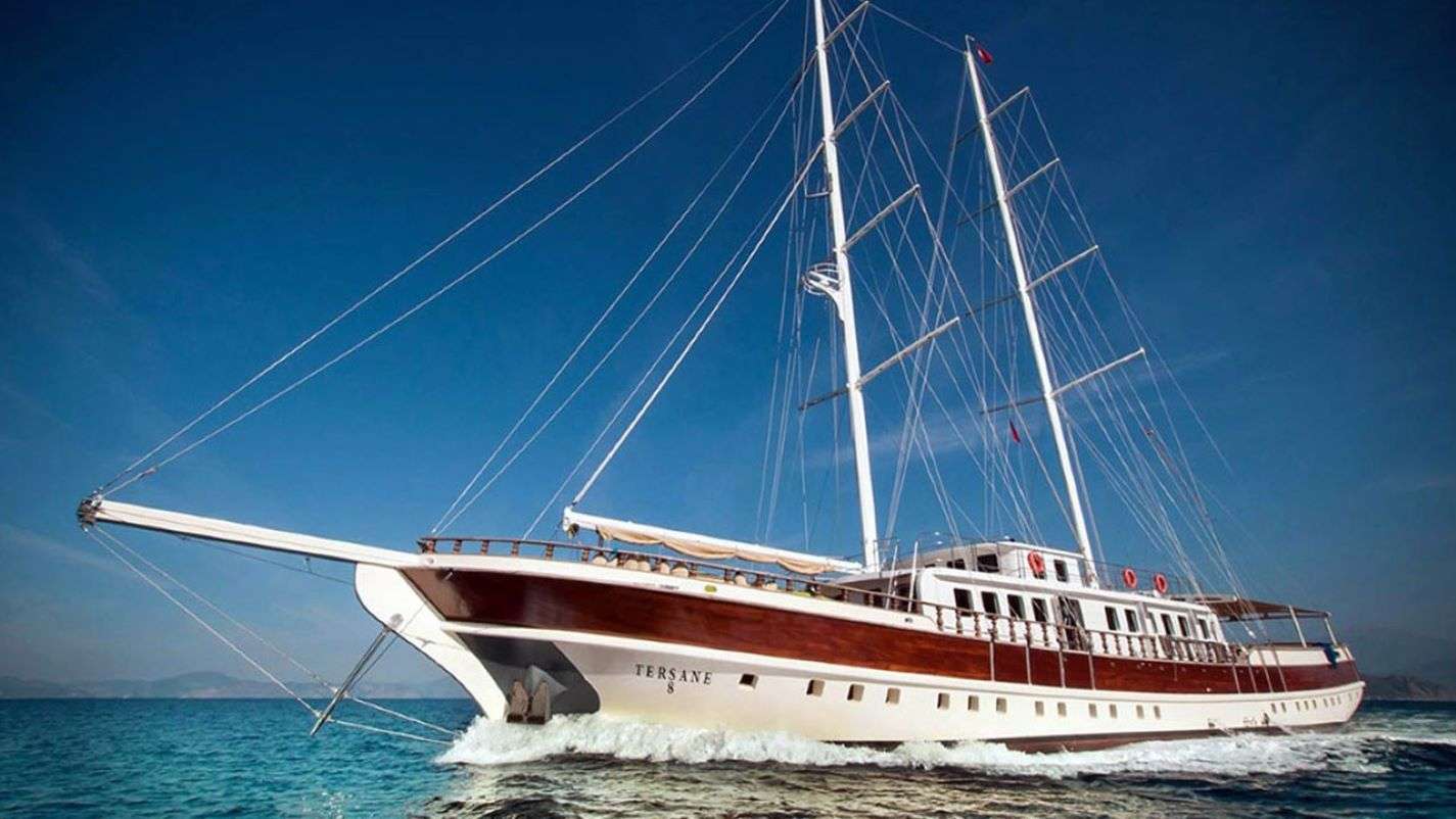 Yacht Photo