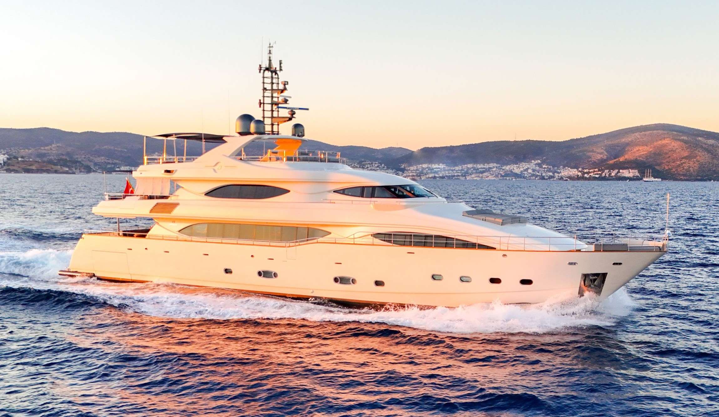 Yacht Photo