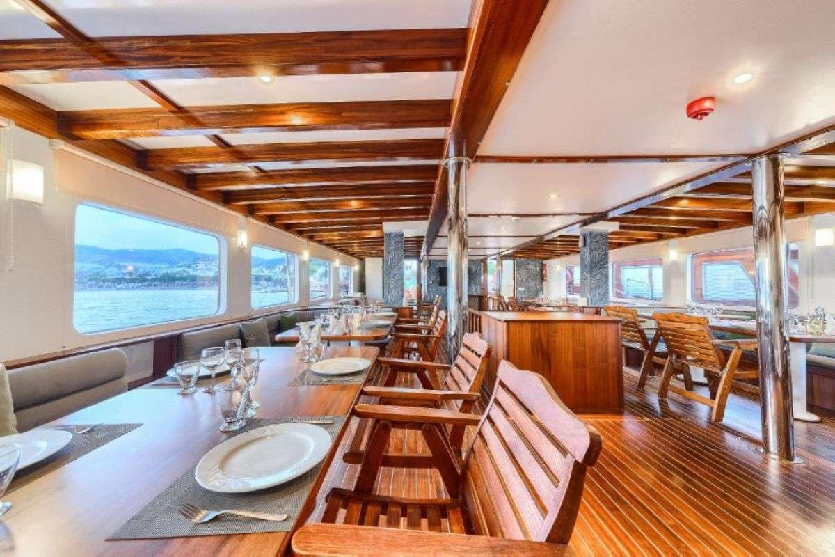 Love Boat photo 10