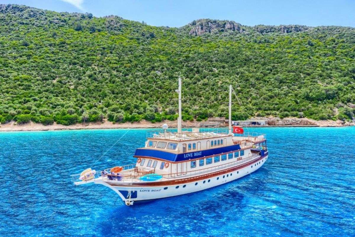 Love Boat photo 18