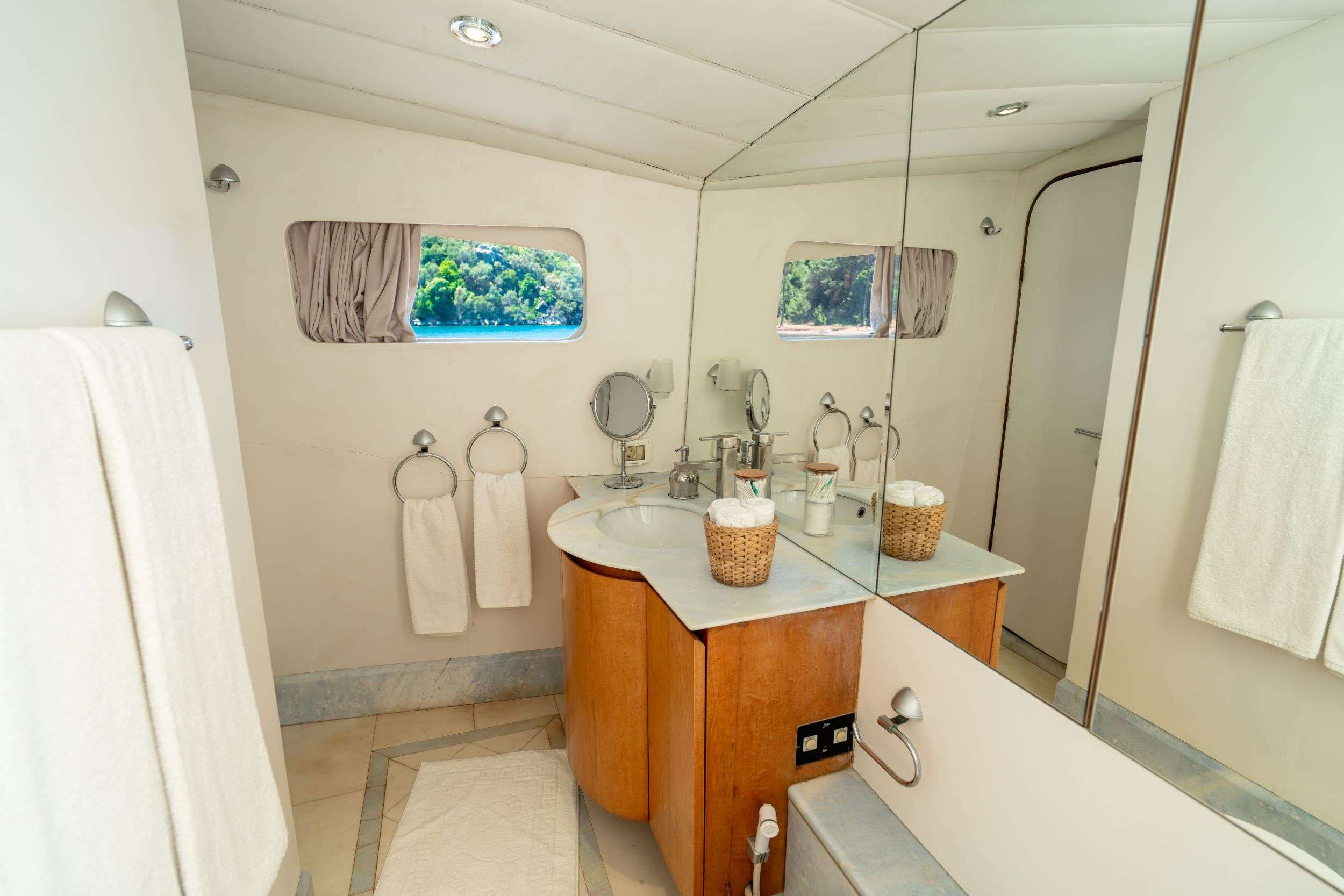 Yacht Photo