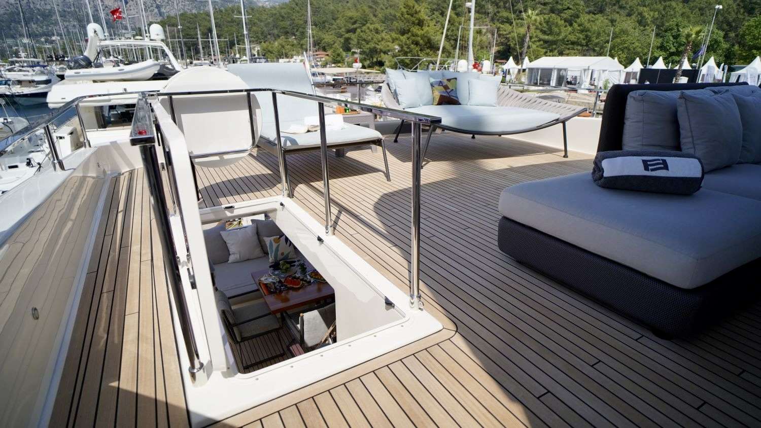 Yacht Photo