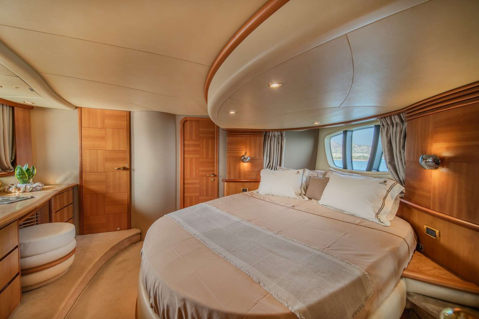Yacht Photo