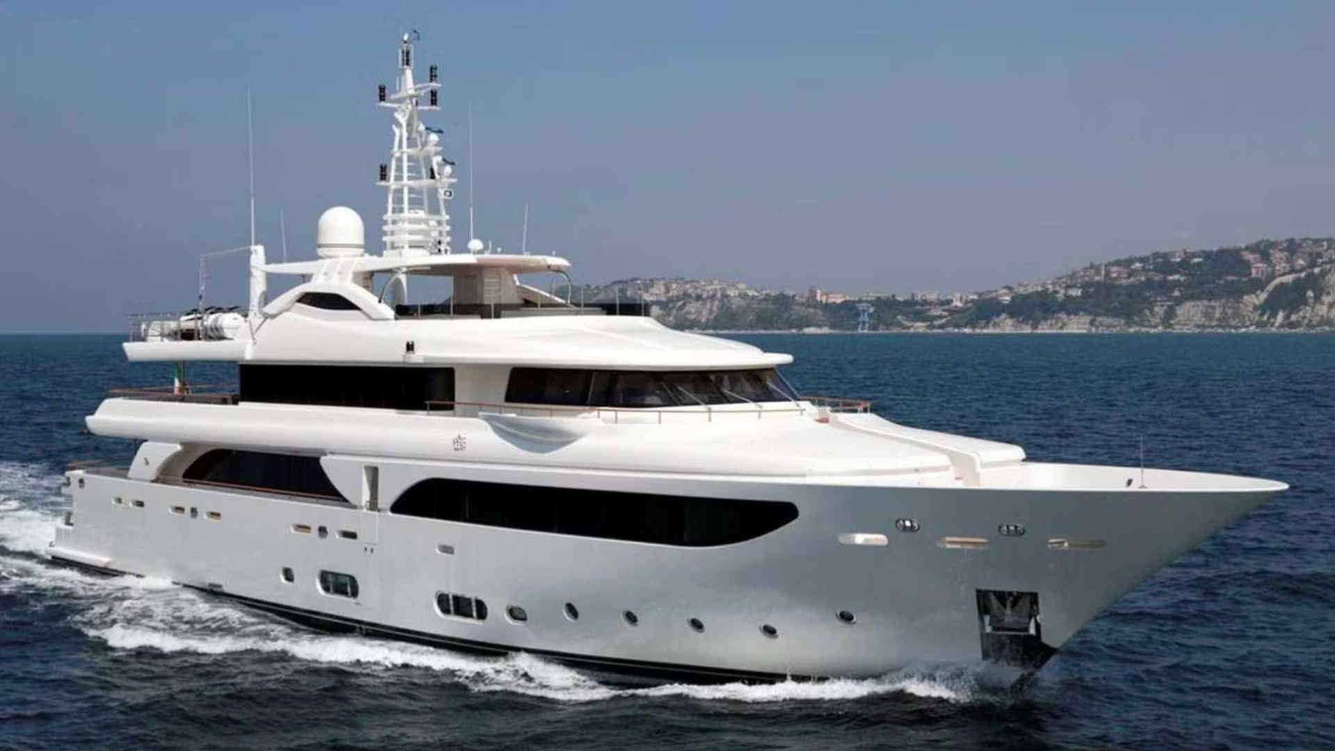 Yacht Photo