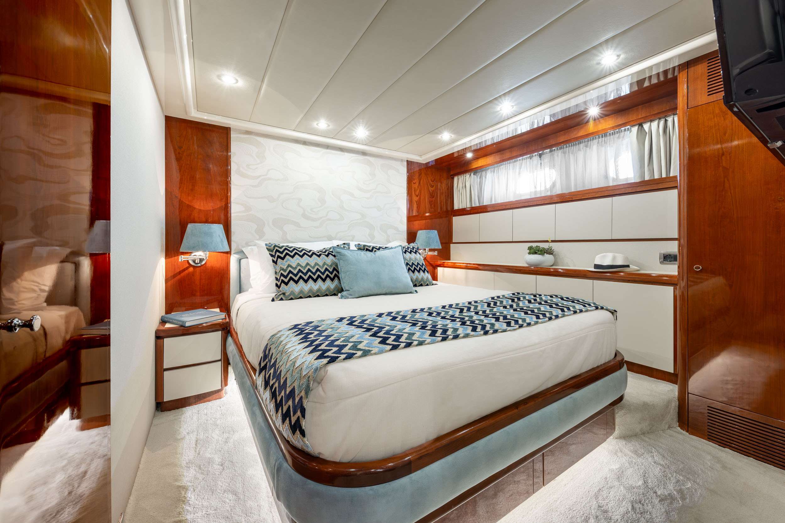 Yacht Photo
