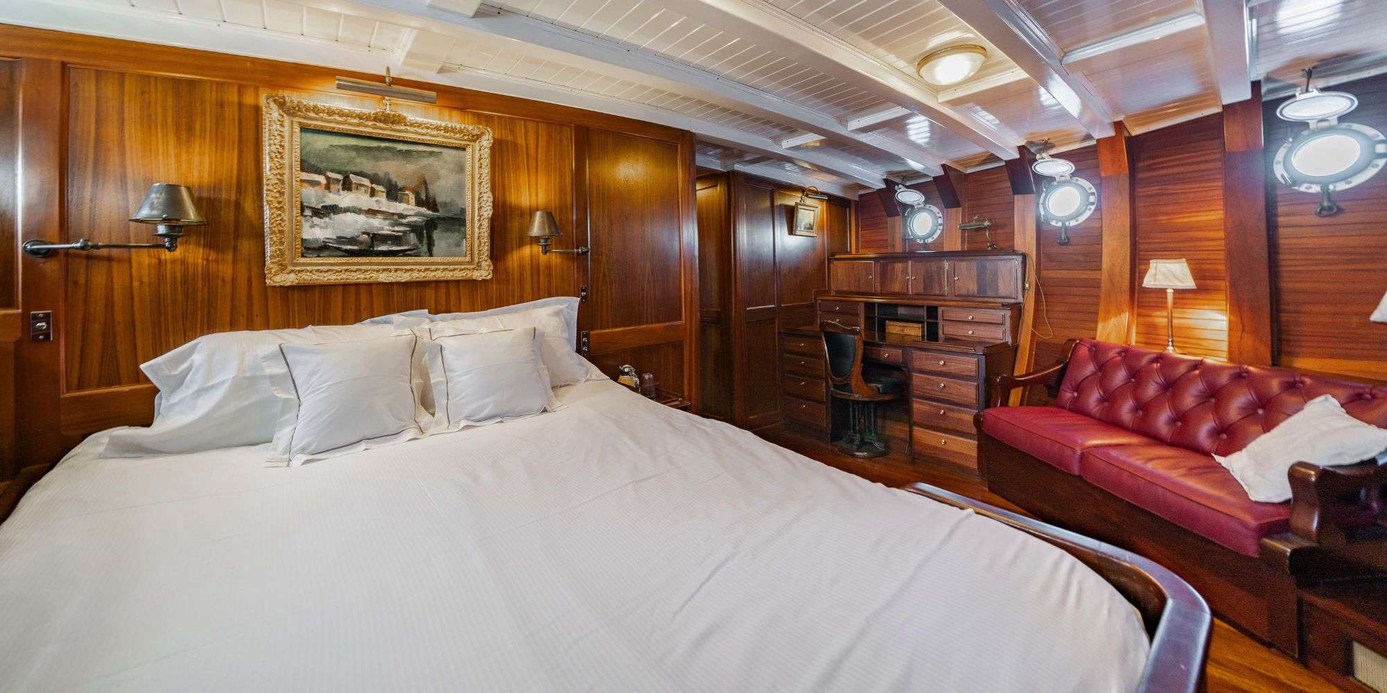 Yacht Photo