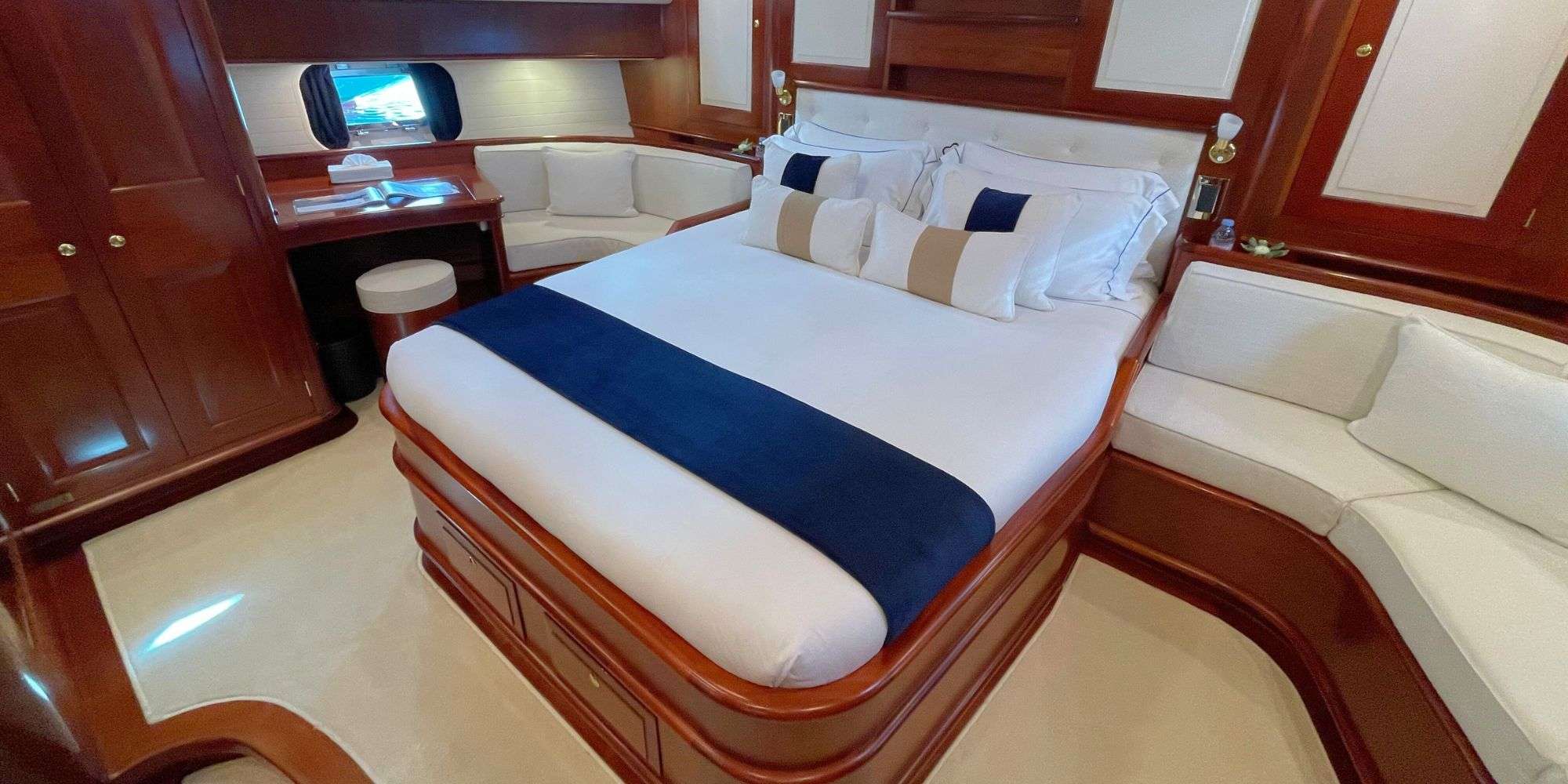 Yacht Photo