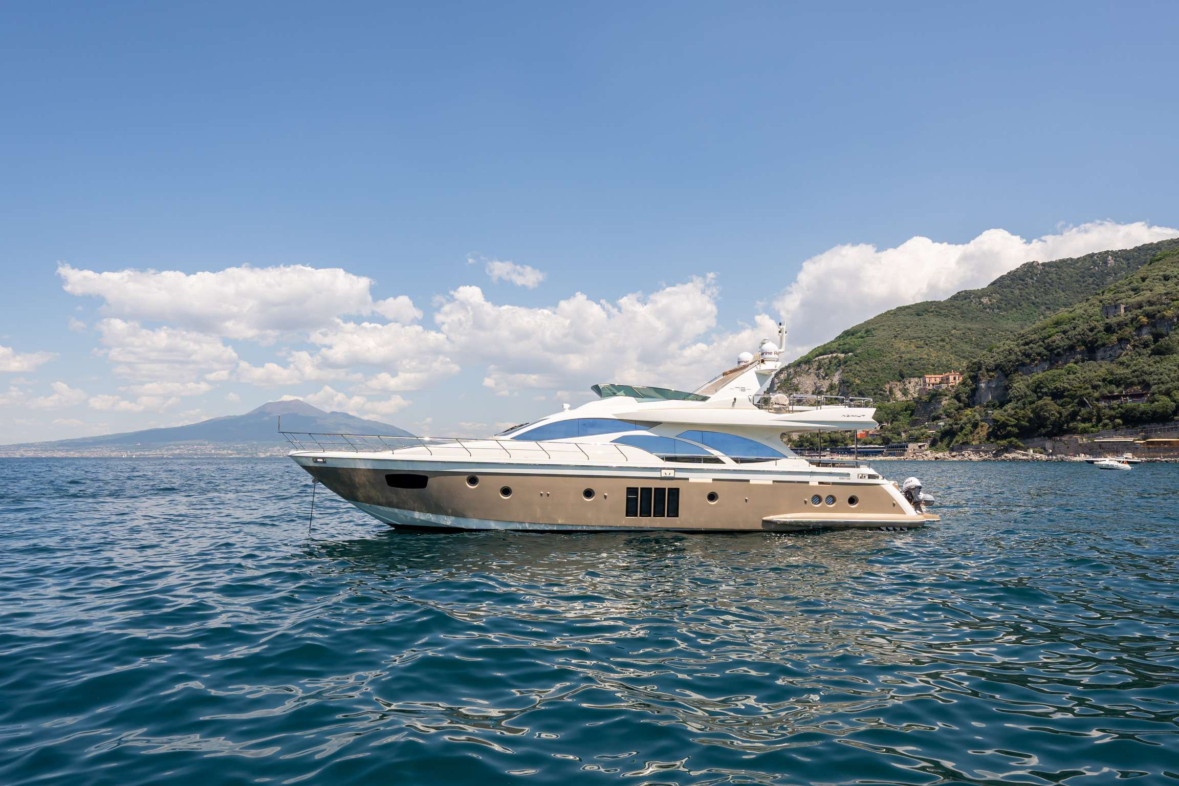 Yacht Photo