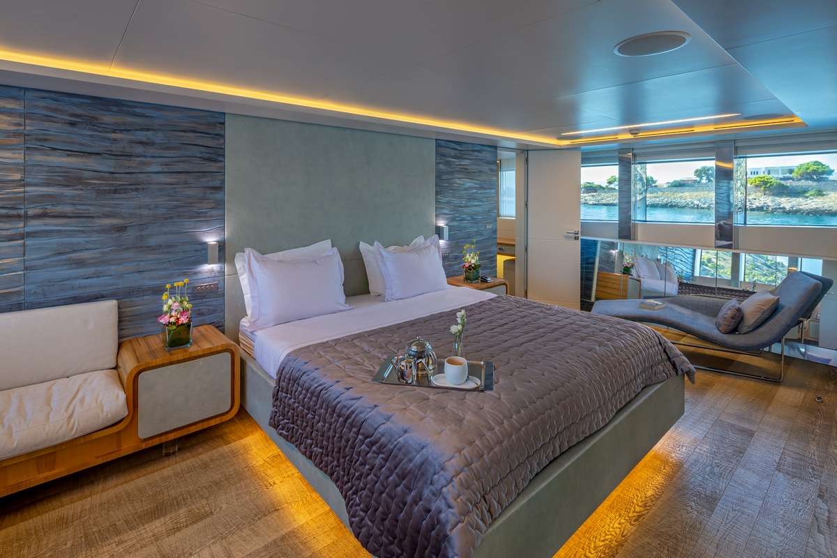 Yacht Photo