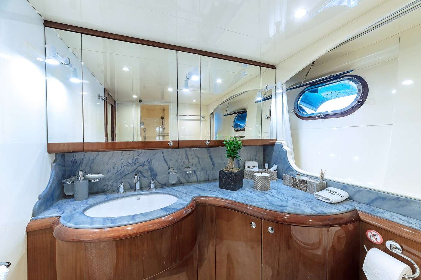 Yacht Photo