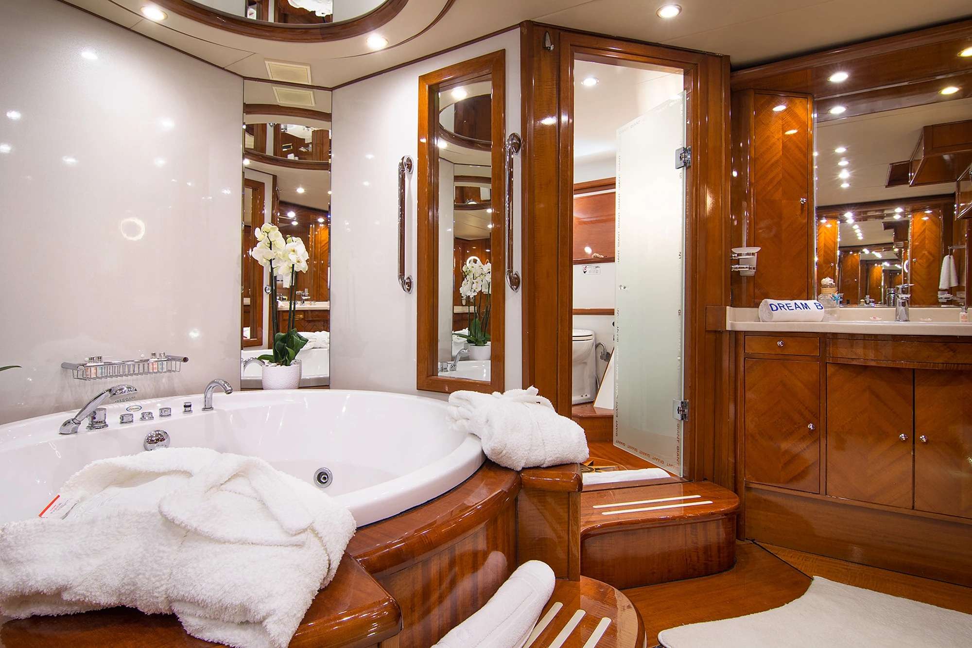 Yacht Photo