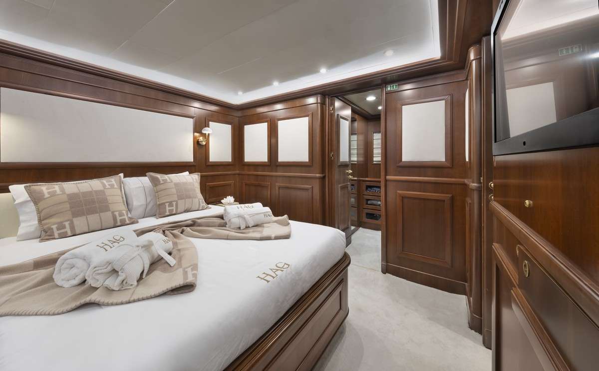 Yacht Photo