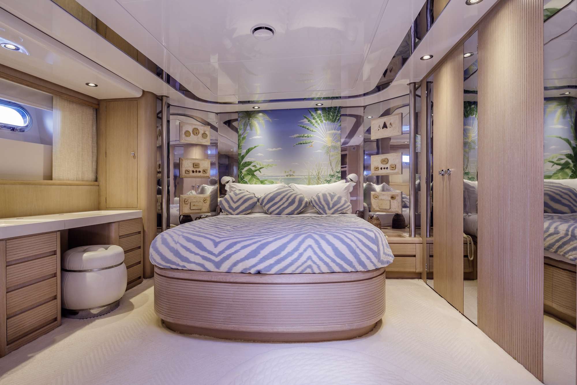 Yacht Photo