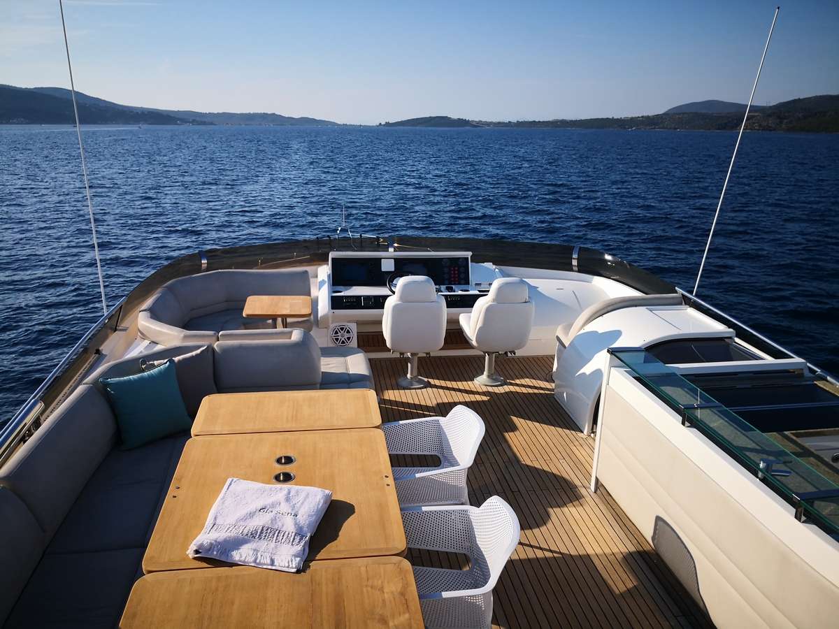 Yacht Photo