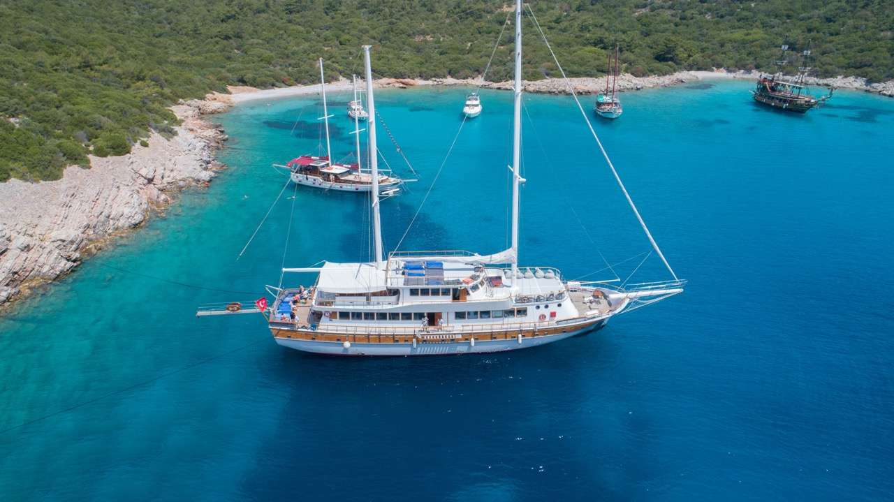 Yacht Photo