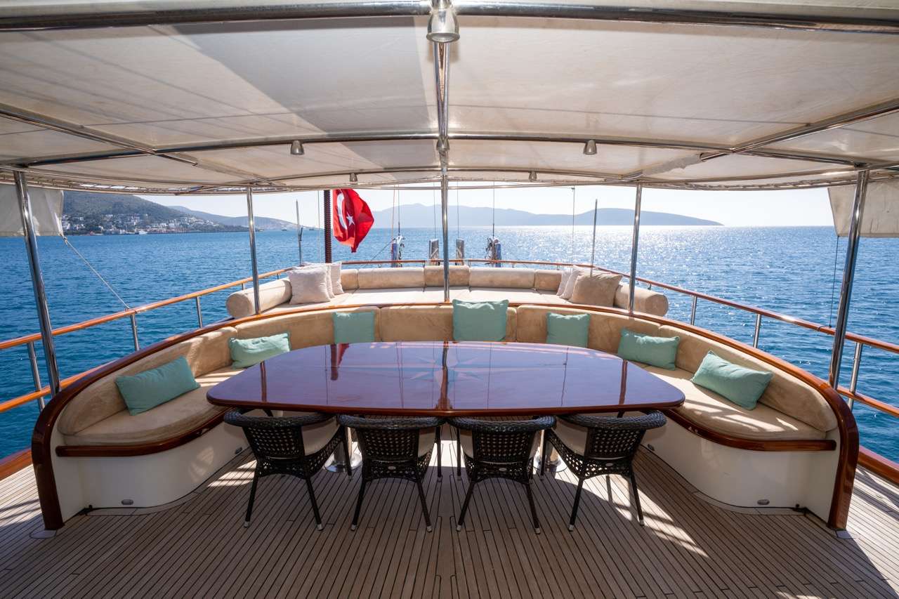 Yacht Photo
