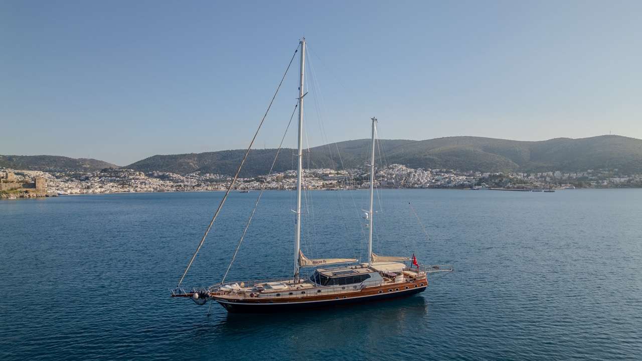 Yacht Photo